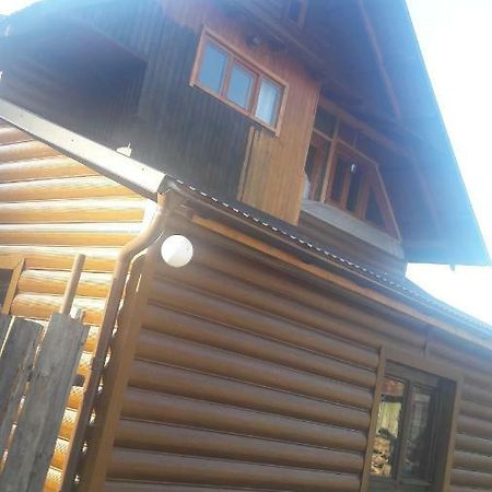 У Оксани Casa de hóspedes Kvasir Exterior foto