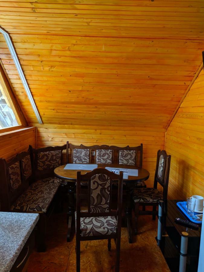 У Оксани Casa de hóspedes Kvasir Exterior foto
